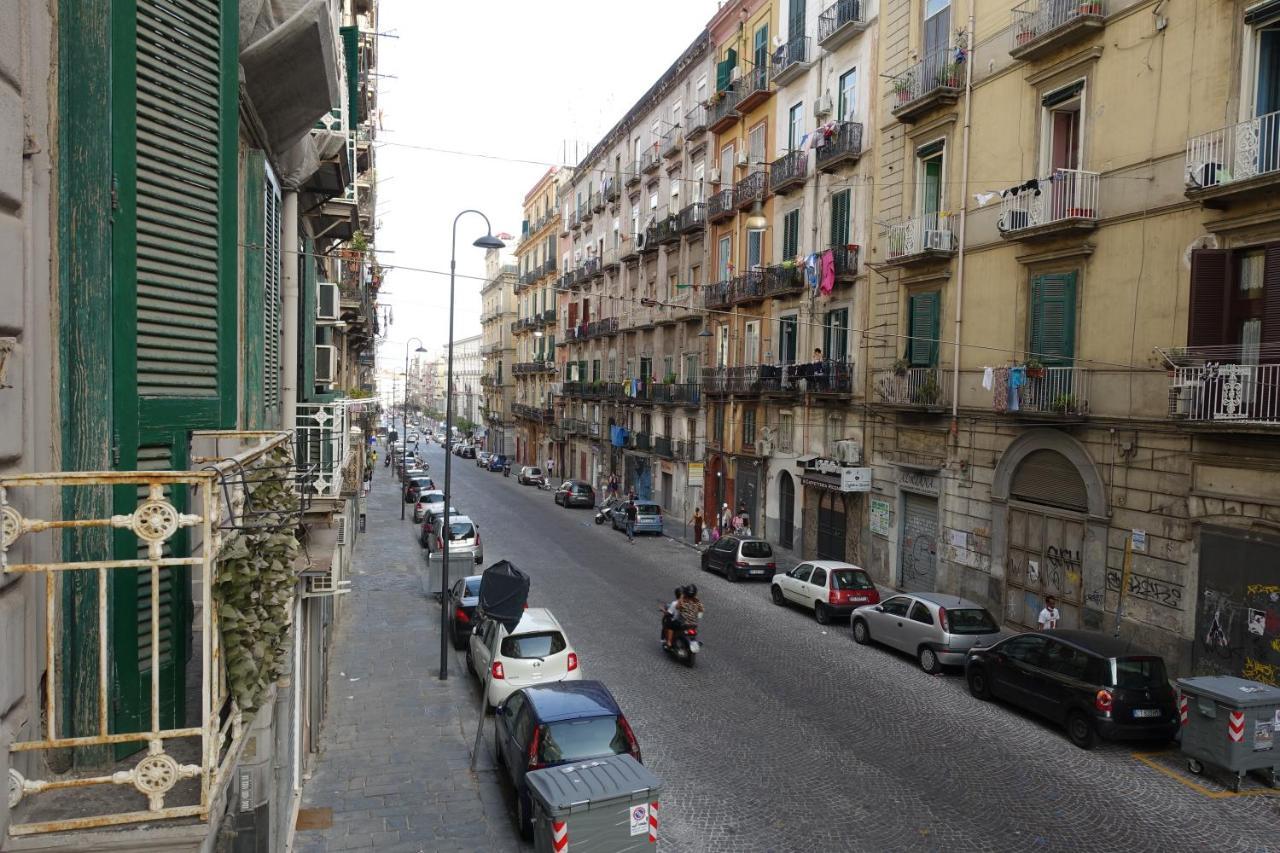 Akasa Di Flock Bed & Breakfast Napoli Exterior foto